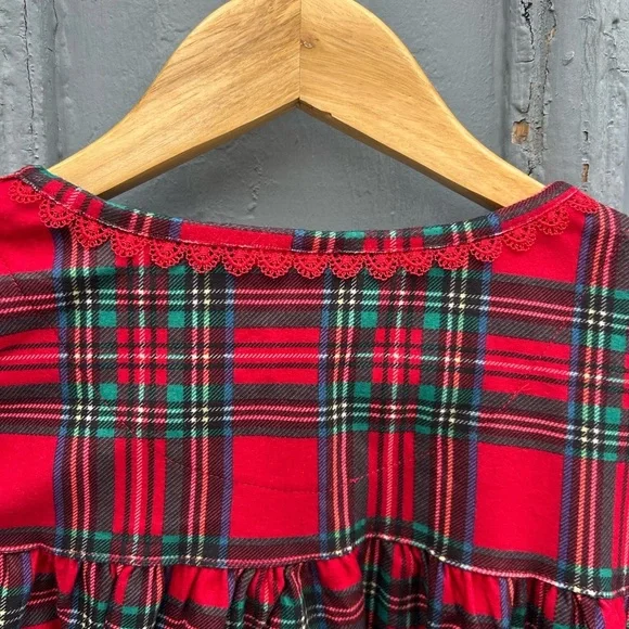 Plaid Family Pyjamas Set, kids 10/12 & 14/16 and Women’s M - Picture 16 of 16